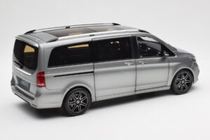 Mercedes V-Class W447 AMG Line Pilkas Metalinis Norev 1:18 183488 Metalas - nuotrauka 3 iš 9