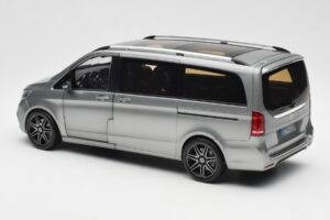 Mercedes V-Class W447 AMG Line Pilkas Metalinis Norev 1:18 183488 Metalas - nuotrauka 8 iš 9