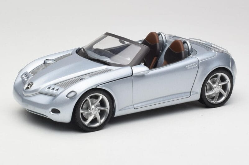 Mercedes Vision SLA Sidabrinis Gate 1:18 B66962114 Metalas