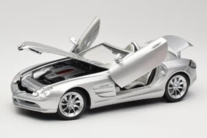 Mercedes Vision SLR Roadster Sidabrinis Maisto 1:18 B66962107 Metalas - nuotrauka 2 iš 8