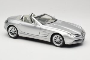 Mercedes Vision SLR Roadster Sidabrinis Maisto 1:18 B66962107 Metalas - nuotrauka 6 iš 8