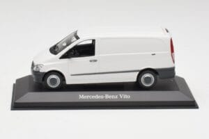 Mercedes Vito Arctic Baltas Minichamps 1:43 B66960524 Metalas