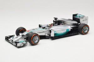 Mercedes W05 #44 L. Hamilton Mercedes AMG Petronas Malaysian Grand Prix Winner 2014 Minichamps 1:18 110140144 Metalas