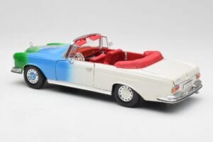 Mercedes 280SE W108 Tricolor Maisto 1:18 56014 Metalas - nuotrauka 7 iš 8