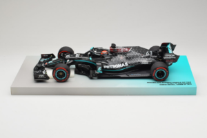 Mercedes W11 #63 G. Russell Mercedes AMG Petronas Sakhir Grand Prix 2020 Minichamps 1:18 113201663 Derva
