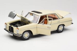 Mercedes W115 Strich 8 Kreminis Sun Star 1:18 4581 Metalas - nuotrauka 2 iš 8