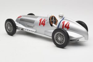 Mercedes W125 #14 Daimler-Benz AG M. von Brauchitsch 2nd Place German GP 1937 Minichamps 1:18 155373114 Metalas - nuotrauka 5 iš 6
