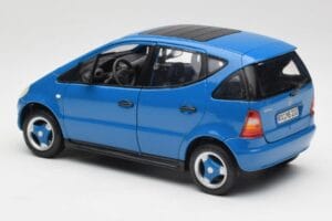 Mercedes A-Class W168 Azure Mėlynas Maisto 1:18 50311 Metalas - nuotrauka 7 iš 8
