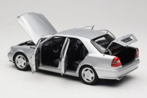 Mercedes C36 AMG W202 Silver Metallic Norev 1:18 183380 Metalas - nuotrauka 5 iš 8