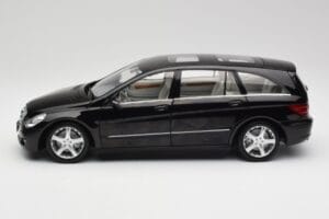 Mercedes R-Class W251 Obsidian Juodas Minichamps 1:18 150034601 Metalas - nuotrauka 4 iš 8