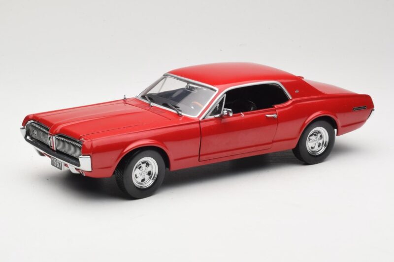 Mercury Cougar XR-7 Raudonas Sun Star 1:18 1541 Metalas
