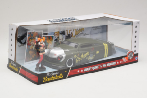 Mercury Gotham or Bust With Harley Quinn Figure Metals Diecast 1:24 30456 Metalas - nuotrauka 2 iš 3