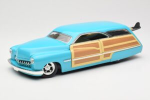 Mercury Merc Woodie Mėlynas Hot Wheels 1:18 27806 Metalas