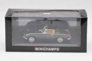 MGB Kabrioletas Juodas Minichamps 1:43 430131030 Metalas - nuotrauka 4 iš 4