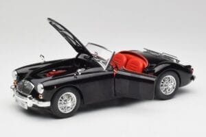 MGA English Roadster Juodas Revell 1:18 84559091 Metalas - nuotrauka 2 iš 8