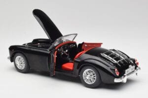 MGA English Roadster Juodas Revell 1:18 84559091 Metalas - nuotrauka 5 iš 8