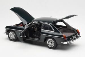 MGB GT Mk2 Coupe Racing Žalias AUTOart 1:18 76602 Metalas - nuotrauka 5 iš 8