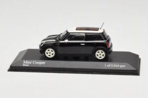 MINI Cooper R50 Juodas Minichamps 1:43 431138101 Metalas