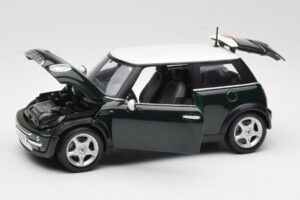 Mini Cooper Mk7 Žalias Maisto 1:18 7271336 Metalas - nuotrauka 2 iš 8