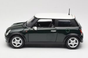 Mini Cooper Mk7 Žalias Maisto 1:18 7271336 Metalas - nuotrauka 4 iš 8