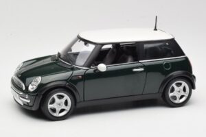 Mini Cooper Mk7 Žalias Maisto 1:18 7271336 Metalas