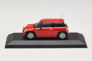 Mini Cooper One R50 Aero Raudonas Minichamps 1:43 431138272 Metalas