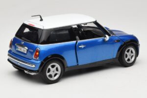 Mini Cooper R50 Mėlynas su Baltu Stogu Mondo Motors 1:18 MINI004 Metalas - nuotrauka 3 iš 8