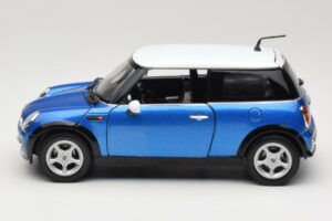 Mini Cooper R50 Mėlynas su Baltu Stogu Mondo Motors 1:18 MINI004 Metalas - nuotrauka 4 iš 8