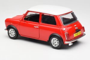 Mini Cooper Raudonas Bburago 1:18 3379 Metalas - nuotrauka 7 iš 8