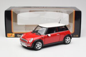 Mini Cooper R50 Raudonas Maisto 1:18 31619 Metalas - nuotrauka 2 iš 8