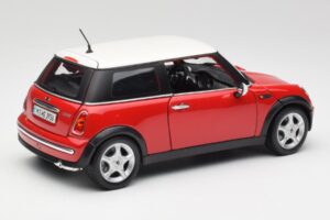 Mini Cooper R50 Raudonas Maisto 1:18 31619 Metalas - nuotrauka 5 iš 8