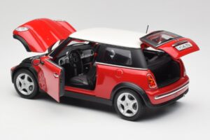 Mini Cooper R50 Raudonas Maisto 1:18 31619 Metalas - nuotrauka 7 iš 8
