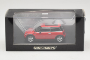 Mini Cooper Raudonas Minichamps 1:43 MINI010 Metalas - nuotrauka 4 iš 4
