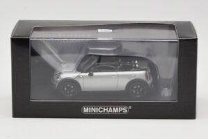 Mini Cooper S R57 Kabrioletas Sidabrinis Minichamps 1:43 431138830 Metalas - nuotrauka 4 iš 6