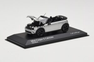 Mini Cooper S R57 Kabrioletas Sidabrinis Minichamps 1:43 431138830 Metalas - nuotrauka 6 iš 6