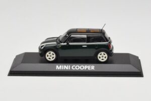 Mini Cooper S R53 Žalia Su Juostelėmis Minichamps 1:43 MINI006 Metalas