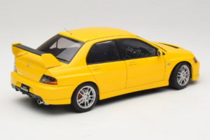 Mitsubishi Lancer Evolution IX GSR Geltonas AUTOart 1:18 77192 Metalas - nuotrauka 3 iš 8