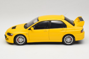 Mitsubishi Lancer Evolution IX GSR Geltonas AUTOart 1:18 77192 Metalas - nuotrauka 4 iš 8