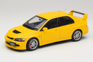 Mitsubishi Lancer Evolution IX GSR Geltonas AUTOart 1:18 77192 Metalas