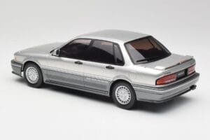 Mitsubishi Galant VR-4 Sidabrinis IXO 1:18 18CMC191 Metalas - nuotrauka 5 iš 6