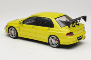 Mitsubishi Lancer Evo VII Mustard Yellow AUTOart 1:18 77166 Metalas - nuotrauka 5 iš 8