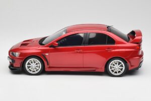 Mitsubishi Lancer Evo X FQ 400 Raudonas Otto 1:18 OT1084 Derva - nuotrauka 4 iš 6