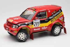 Mitsubishi Pajero Rallye Raid #205 Paris-Dakar Rally 2001 Solido 1:18 9022 Metalas