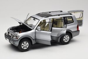 Mitsubishi Pajero V73 Mėlynas YC Model 1:18 241218040102010209 Metalas - nuotrauka 2 iš 8