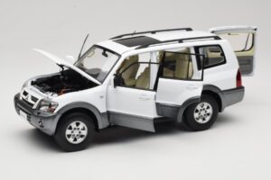 Mitsubishi Pajero V73 Baltas YC Model 1:18 241218040103010206 Metalas - nuotrauka 2 iš 8