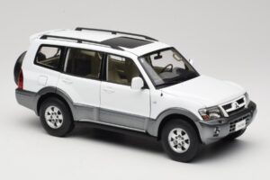 Mitsubishi Pajero V73 Baltas YC Model 1:18 241218040103010206 Metalas - nuotrauka 6 iš 8