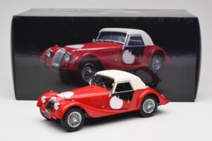 Morgan 4/4 Plus Competition Hardtop Raudonas Kyosho 1:18 08114R Metalas - nuotrauka 8 iš 8
