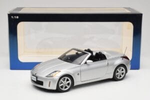 Nissan 350Z Z33 Roadster Diamond Sidabrinis AUTOart 1:18 77371 Metalas - nuotrauka 8 iš 8