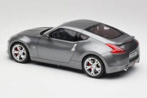 Nissan 370Z Z34 Gun Metallic Otto 1:18 OT465 Derva - nuotrauka 5 iš 6
