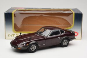 Nissan Fairlady 240Z-G S30 Bordo Kyosho 1:18 08212M Metalas - nuotrauka 8 iš 8